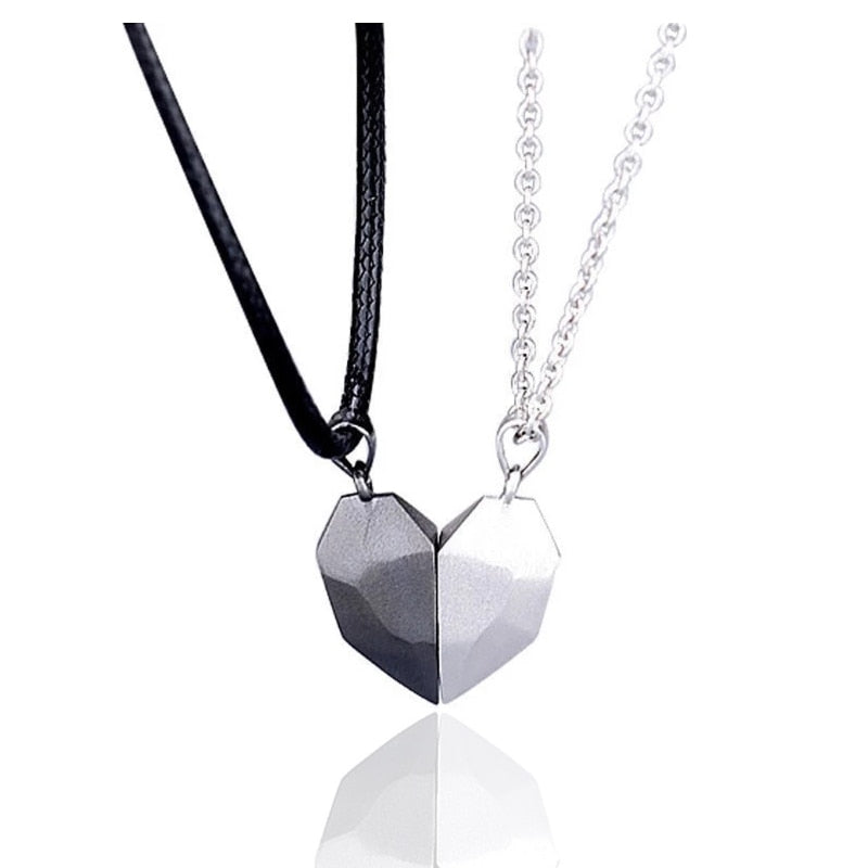 2Pcs Magnetic Couple Necklace Lover Heart Distance Paired Pendant Projection Necklaces For Women Jewelry Valentine&#39;s Day Gift